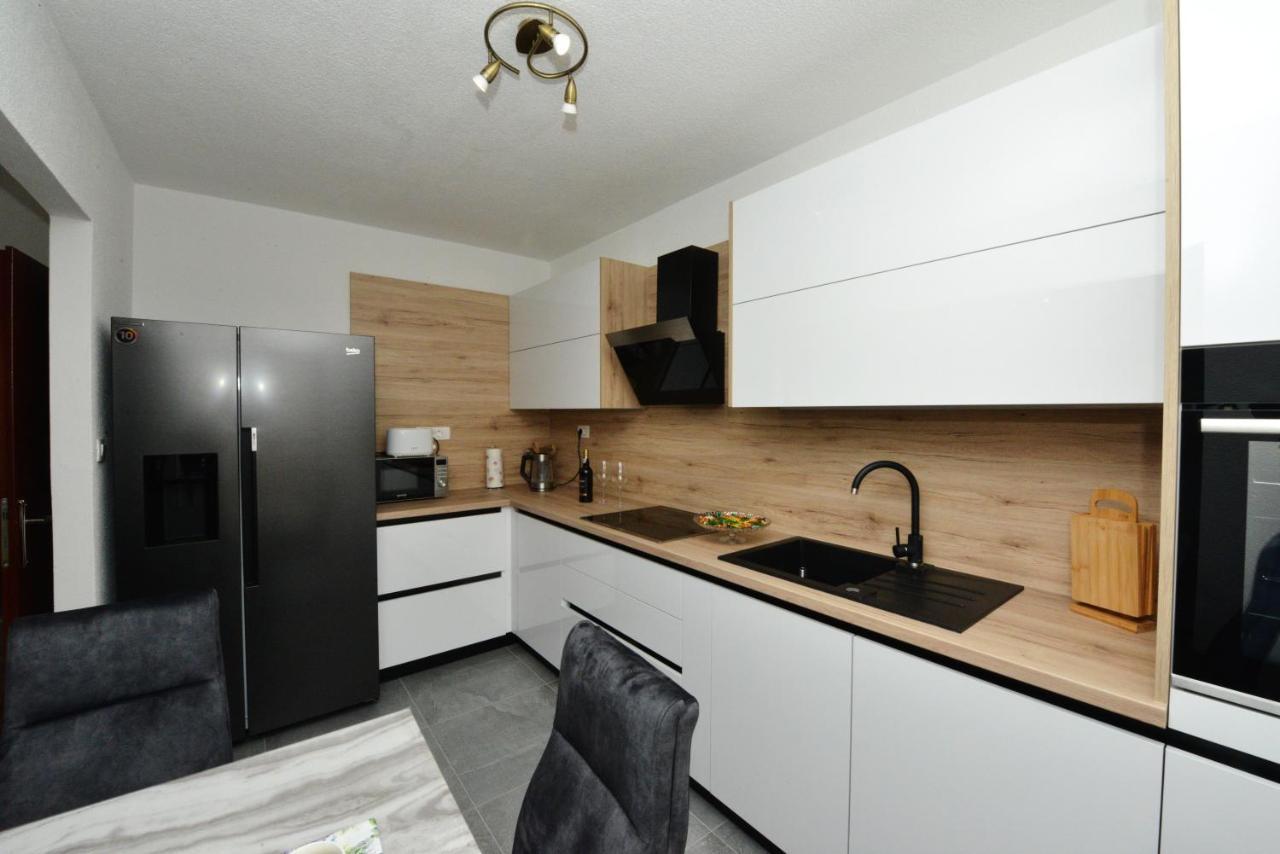 Ivan Apartment